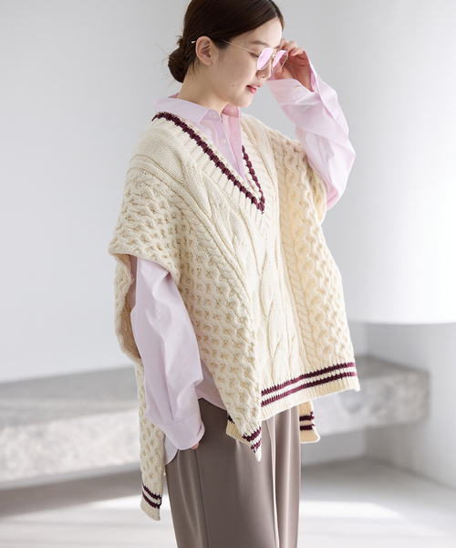 IENA（イエナ）の「チルデンマントプルオーバー（ニット/セーター・レディース・ホワイト/チャコールグレー・FREE）」の18枚目の写真