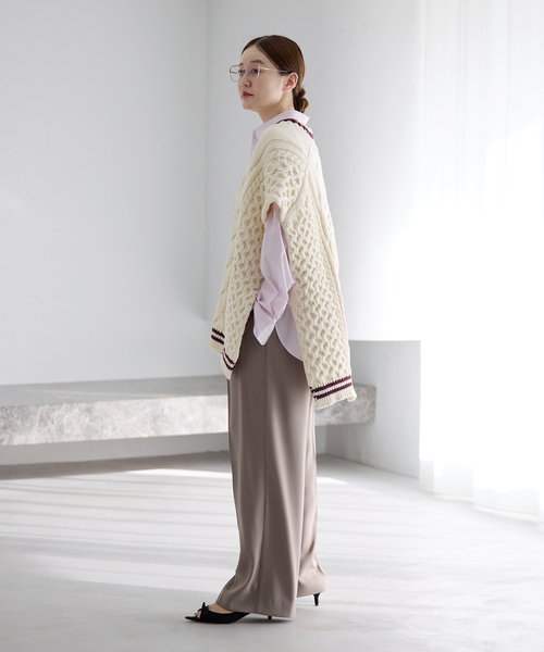 IENA（イエナ）の「チルデンマントプルオーバー（ニット/セーター・レディース・ホワイト/チャコールグレー・FREE）」の21枚目の写真