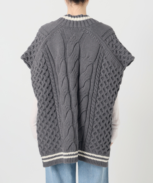 IENA（イエナ）の「チルデンマントプルオーバー（ニット/セーター・レディース・ホワイト/チャコールグレー・FREE）」の8枚目の写真