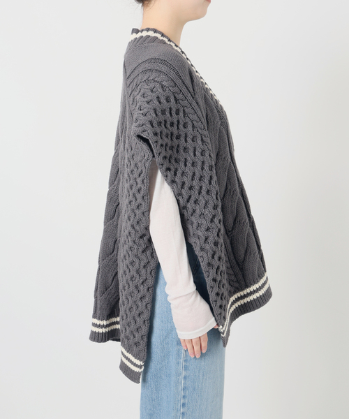 IENA（イエナ）の「チルデンマントプルオーバー（ニット/セーター・レディース・ホワイト/チャコールグレー・FREE）」の9枚目の写真