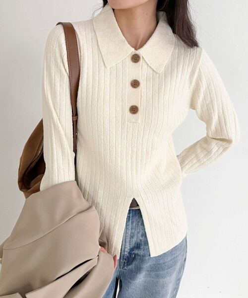 fredy emue（フレディエミュ）の「センタースリット衿付きプルオーバー（ニット/セーター・レディース・グレー系その他/オフホワイト/ピンク/ネイビー・38）」の2枚目の写真