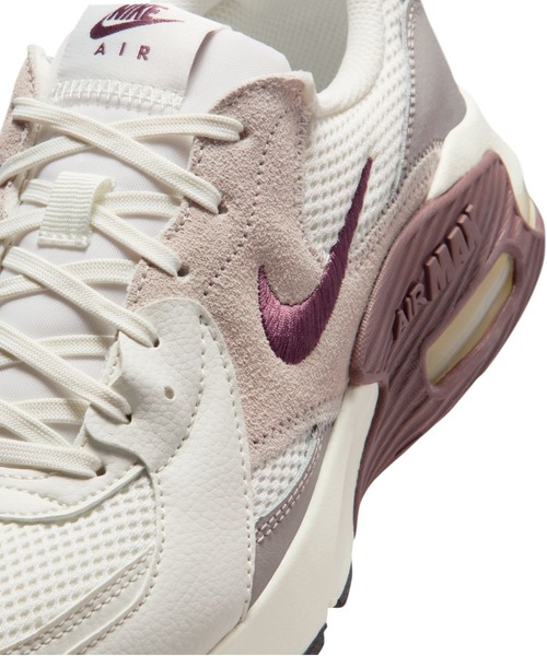 NIKE(ナイキ)の「ナイキ NIKE ナイキ エア マックス エクシー(スニーカー・レディース・ホワイト・25.0cm/24.0cm/23.0cm/24.5cm/23.5cm)」の3枚目の写真