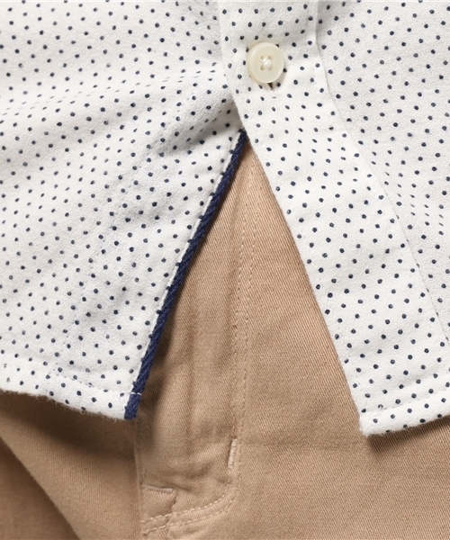 ikka（イッカ）の「MIXアムンゼンドットレギュラーシャツ（シャツ/ブラウス・メンズ・スモークグレー/ネイビー/ホワイト・MEDIUM/SMALL/LARGE/X-LARGE）」の9枚目の写真