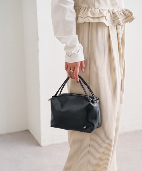 mystic（ミスティック）の「チャーム付きダブルハンドルミニＢＡＧ（トートバッグ・レディース・キャメル/ブラック・ONE SIZE）」の4枚目の写真