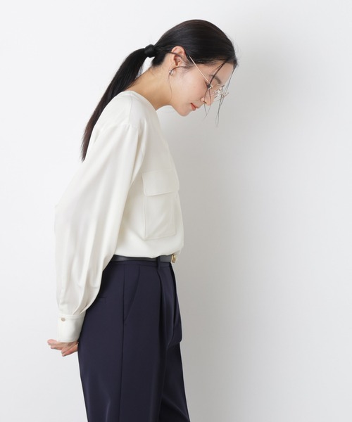 NANO universe（ナノユニバース）の「スキッパーポケットブラウス（シャツ/ブラウス・レディース・ピンクベージュ/オフホワイト/ネイビー・M/S）」の6枚目の写真