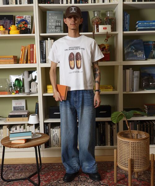 FFEIN(フェイン)の「【FFEIN(フェイン)】シューズグラフィックショート丈Tシャツ / Tシャツ クルーネック 半袖 プリント 革靴【短丈】(Tシャツ/カットソー・メンズ・ブラック/ネイビー/ホワイト・MEDIUM/SMALL/LARGE)」の10枚目の写真