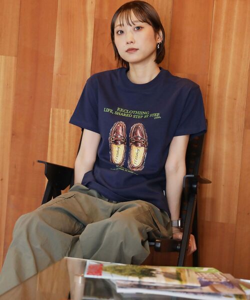FFEIN(フェイン)の「【FFEIN(フェイン)】シューズグラフィックショート丈Tシャツ / Tシャツ クルーネック 半袖 プリント 革靴【短丈】(Tシャツ/カットソー・メンズ・ブラック/ネイビー/ホワイト・MEDIUM/SMALL/LARGE)」の16枚目の写真