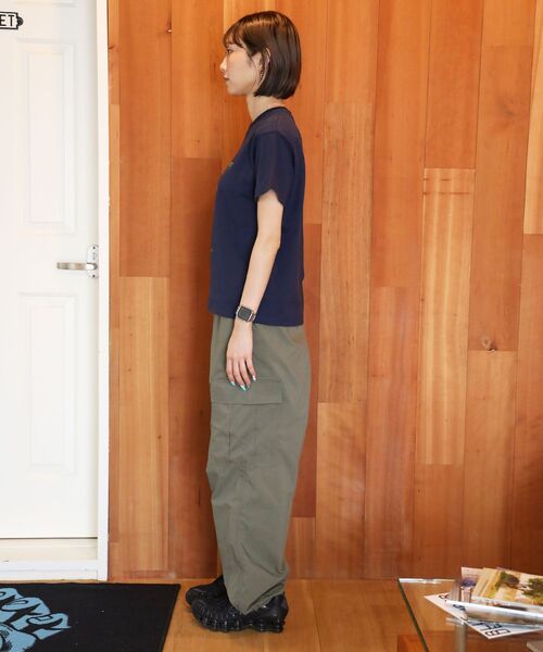 FFEIN(フェイン)の「【FFEIN(フェイン)】シューズグラフィックショート丈Tシャツ / Tシャツ クルーネック 半袖 プリント 革靴【短丈】(Tシャツ/カットソー・メンズ・ブラック/ネイビー/ホワイト・MEDIUM/SMALL/LARGE)」の20枚目の写真
