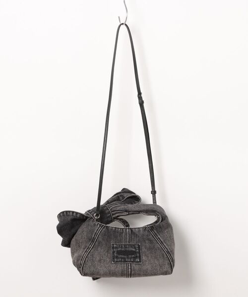 MARC JACOBS(マークジェイコブス)の「THE BOW DENIM SACK BAG MINI/ザ ボウ デニム サック バッグ ミニ(ショルダーバッグ・レディース・ブラック系その他・ONE SIZE)」の8枚目の写真