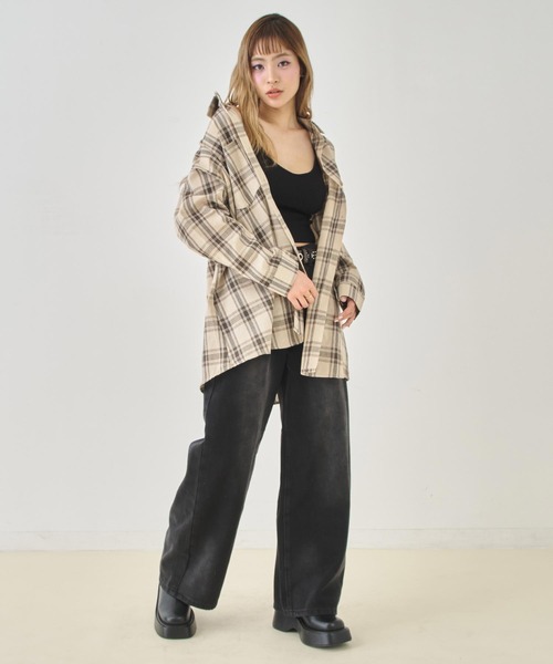 ANAP(アナップ)の「ウィンテージ加工 バック カーゴポケット ワイド デニム パンツ(デニムパンツ・レディース・ブラック/ブルー・S/M)」の6枚目の写真