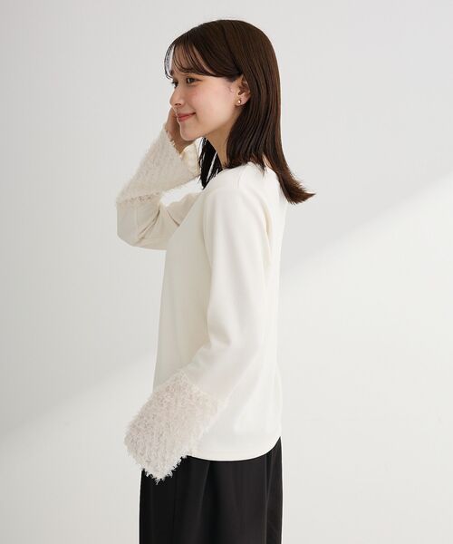 Green Parks(グリーンパークス)の「袖フェザードッキングプルオーバー(Tシャツ/カットソー・レディース・ホワイト系その他2/ブラック・FREE)」の9枚目の写真