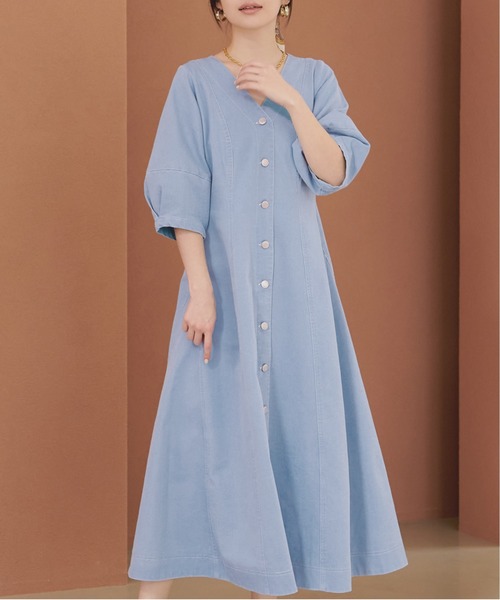 natural couture(ナチュラルクチュール)の「ストレッチデニムベルト付きワンピース(ワンピース・レディース・ブルー/サックスブルー・FREE)」の5枚目の写真