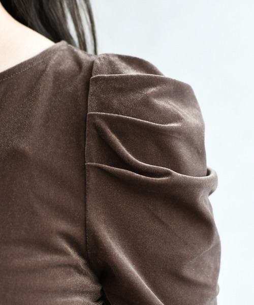 31 Sons de mode（トランテアン　ソン　ドゥ　モード）の「2026春夏新作 シアーベロア6分袖カットソー（Tシャツ/カットソー・レディース・オフホワイト/ブラウン・ﾌﾘ-）」の8枚目の写真