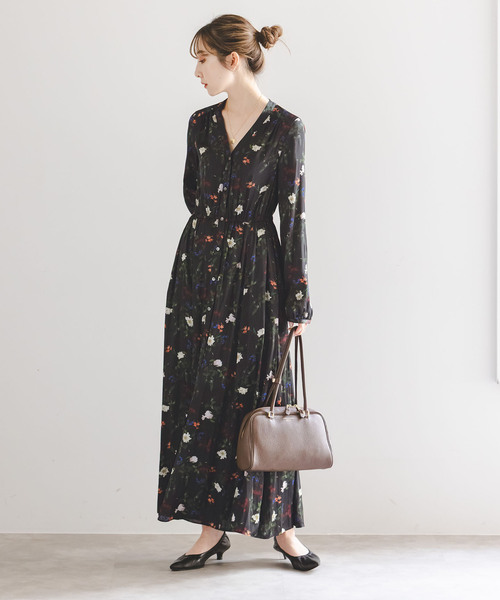 Noble（ノーブル）の「フラワープリントVネックロングワンピース（ワンピース・レディース・ブラック・FREE）」の8枚目の写真