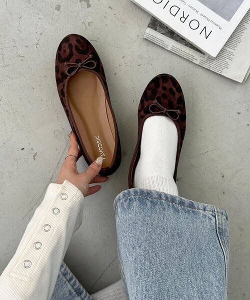 DISCOAT(ディスコート)の「【S~XLサイズ展開】コンフォートバレエシューズ(パンプス・レディース・ブラック/シルバー/ブラウン・SMALL/MEDIUM/LARGE/X-LARGE)」の2枚目の写真