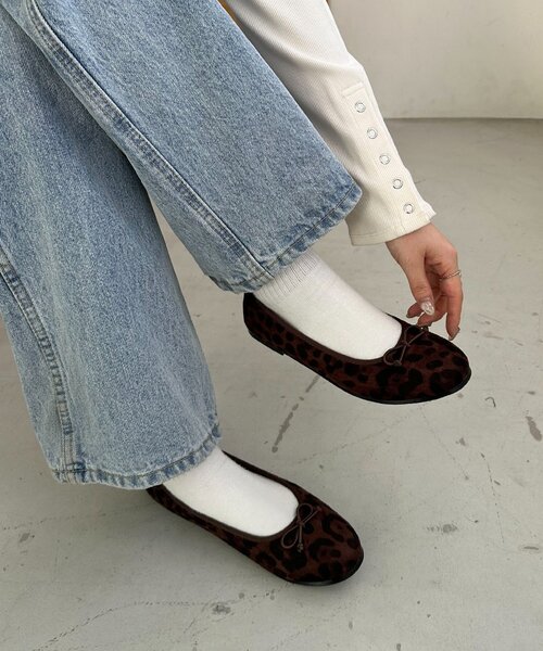 DISCOAT(ディスコート)の「【S~XLサイズ展開】コンフォートバレエシューズ(パンプス・レディース・ブラック/シルバー/ブラウン・SMALL/MEDIUM/LARGE/X-LARGE)」の14枚目の写真