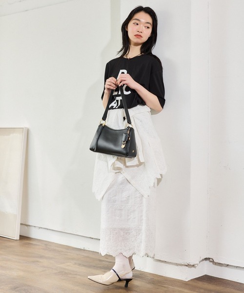 mysty woman(ミスティウーマン)の「パッチワークレースシャツLS 659797(シャツ/ブラウス・レディース・ブラック/オフホワイト・FREE)」の3枚目の写真