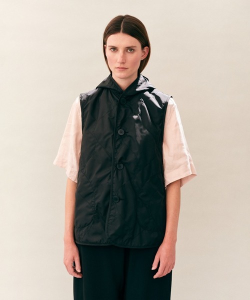 LAVENHAM（ラベンハム）の「Unwadded Barton Womens / アンワディッド バートン ウィメンズ（ベスト・レディース・ダークブラック/ベージュ系その他5・8/10/12）」の15枚目の写真