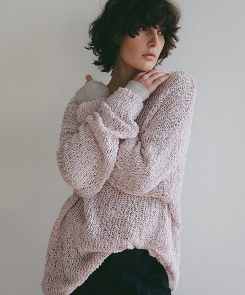 ETRE TOKYO(エトレトウキョウ)の「スラブヤーンローゲージニットプルオーバー(ニット/セーター・レディース・クリーム/ピンク/ネイビー・FREE)」の3枚目の写真