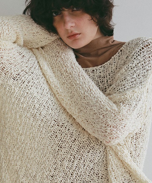 ETRE TOKYO(エトレトウキョウ)の「スラブヤーンローゲージニットプルオーバー(ニット/セーター・レディース・クリーム/ピンク/ネイビー・FREE)」の4枚目の写真