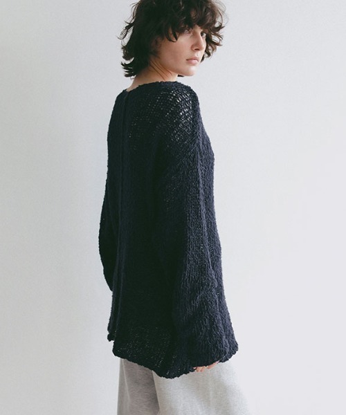 ETRE TOKYO(エトレトウキョウ)の「スラブヤーンローゲージニットプルオーバー(ニット/セーター・レディース・クリーム/ピンク/ネイビー・FREE)」の9枚目の写真