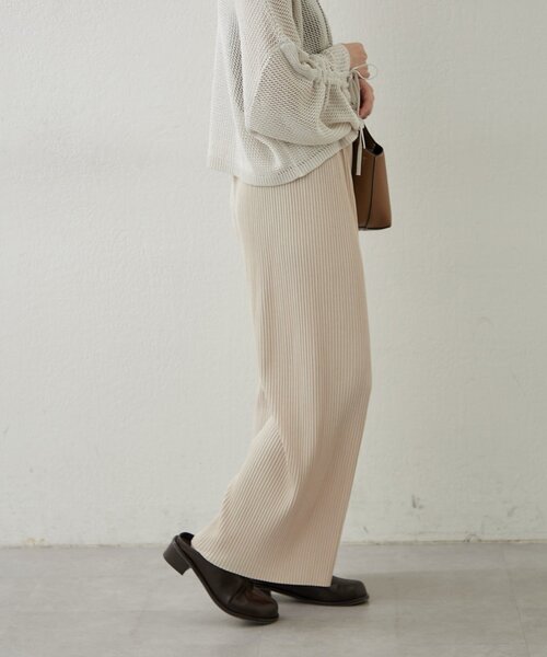 Remind me and forever（リマインドミーアンドフォーエバー）の「らくちんイージープリーツパンツ（その他パンツ・レディース・アイボリー/ブラック・FREE）」の6枚目の写真