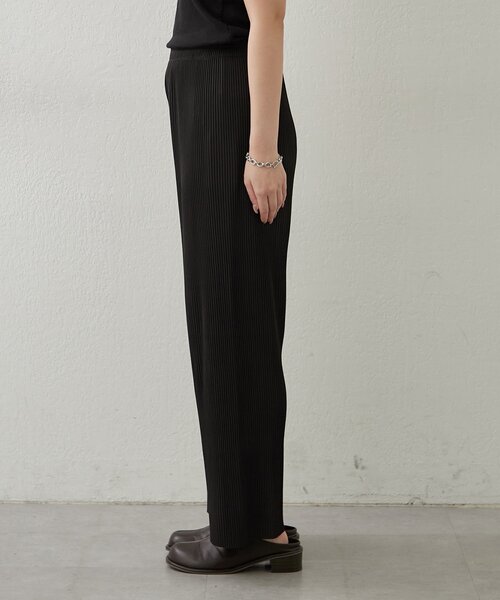 Remind me and forever（リマインドミーアンドフォーエバー）の「らくちんイージープリーツパンツ（その他パンツ・レディース・アイボリー/ブラック・FREE）」の17枚目の写真