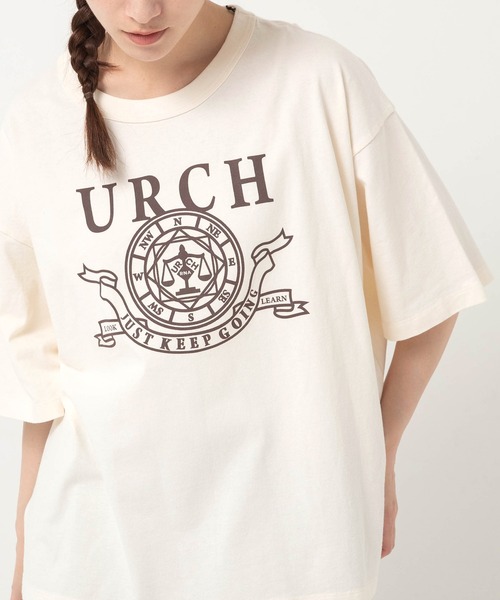 URCH RNA（アーチ アールエヌエー）の「M2604 マエニムカッテススムプリント半T（Tシャツ/カットソー・レディース・グレー/オリーブ/アイボリー・FREE）」の2枚目の写真
