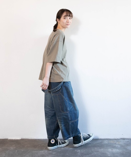 URCH RNA（アーチ アールエヌエー）の「M2604 マエニムカッテススムプリント半T（Tシャツ/カットソー・レディース・グレー/オリーブ/アイボリー・FREE）」の19枚目の写真