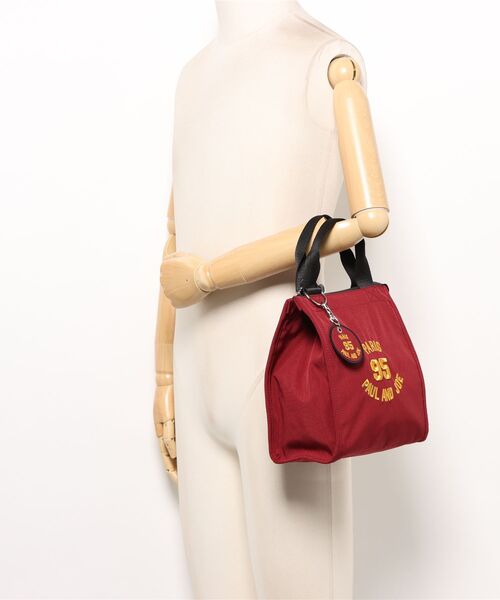 PAUL & JOE ACCESSOIRES(ポールアンドジョーアクセソワ)の「【PAUL & JOE ACCESSOIRES /ポール アンド ジョー アクセソワ 】 95 EMBROIDERY BAG 刺繍チャーム付きランチトート(トートバッグ・レディース・ネイビー/ワイン/ブラック・FREE)」の4枚目の写真