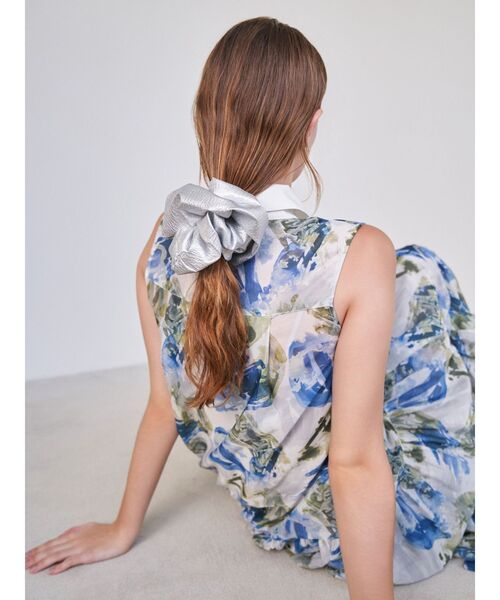 ELENDEEK（エレンディーク）の「【ELENDEEK×jardin des cheveux】シュシュ（シュシュ・レディース・ブルー/シルバー・FREE）」の4枚目の写真