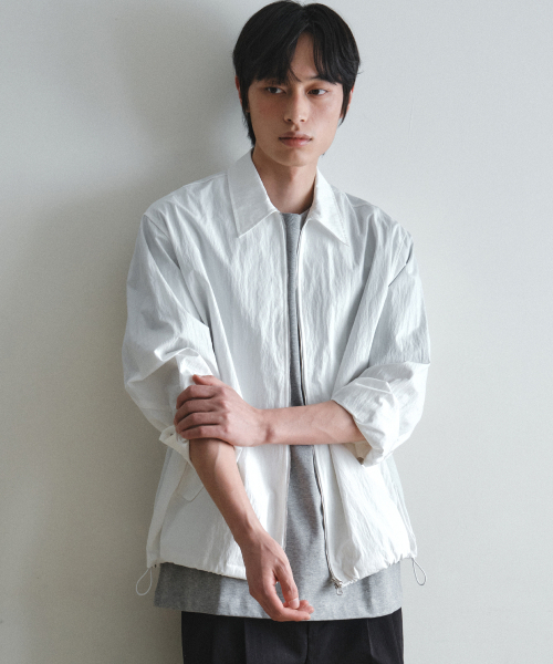 WEDNESDAY OASIS(ウェンズデーオアシス)の「ソフトスイングコットンジャケット_IVORY(W26OT03)(ナイロンジャケット・メンズ・アイボリー・MEDIUM/LARGE)」の4枚目の写真