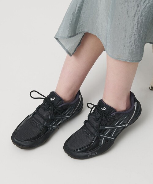 ASICS(アシックス)の「<asics>HYPERSYNC スニーカー(スニーカー・レディース・ブラック/ホワイト・24cm/25cm/24.5cm/23.5cm)」の1枚目の写真