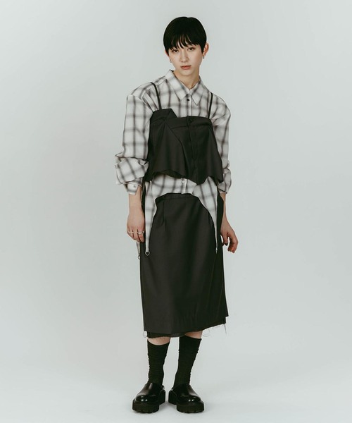 Knuth Marf(クヌースマーフ)の「Knuth Marf/クヌースマーフ cut layered mid length skirt(スカート・レディース・チャコールグレー/ブラック・SMALL/X-SMALL)」の6枚目の写真