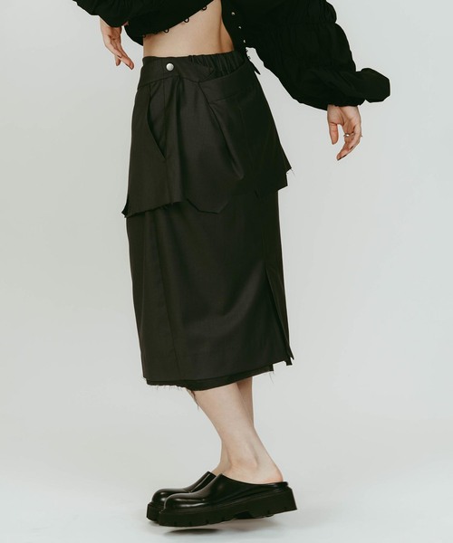 Knuth Marf(クヌースマーフ)の「Knuth Marf/クヌースマーフ cut layered mid length skirt(スカート・レディース・チャコールグレー/ブラック・SMALL/X-SMALL)」の13枚目の写真