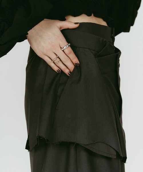 Knuth Marf(クヌースマーフ)の「Knuth Marf/クヌースマーフ cut layered mid length skirt(スカート・レディース・チャコールグレー/ブラック・SMALL/X-SMALL)」の20枚目の写真