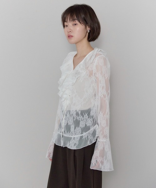 leimn(レイムン)の「Vネックレースラッフルブラウス(シャツ/ブラウス・レディース・ホワイト・FREE)」の4枚目の写真