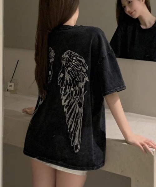 ViViDAY(ビビデー)の「バックラインストーン天使の羽 ビッグtシャツ(Tシャツ/カットソー・レディース・ダークグレー・M)」の6枚目の写真