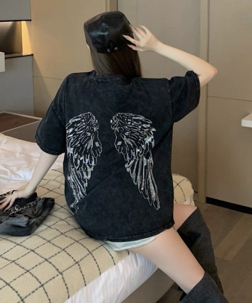 ViViDAY(ビビデー)の「バックラインストーン天使の羽 ビッグtシャツ(Tシャツ/カットソー・レディース・ダークグレー・M)」の10枚目の写真