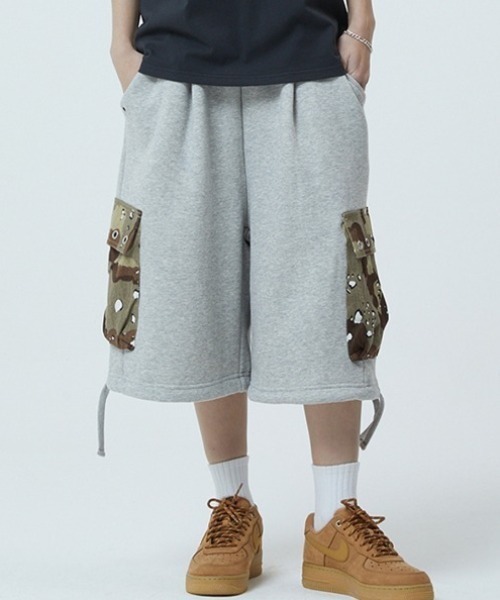 MAHAGRID(マハグリッド)の「『mahagrid/マハグリッド』BERMUDA CAMO CARGO SWEATSHORT/バミューダ カモカーゴ スウェット パンツ(スウェットパンツ・レディース・グレー/ブラック・L)」の2枚目の写真