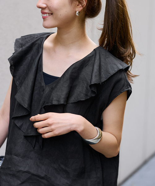 FRAMeWORK（フレームワーク）の「≪WEB限定 / 追加≫フレンチリネンフリルプルオーバー（シャツ/ブラウス・レディース・ブラック/ホワイト・FREE）」の16枚目の写真