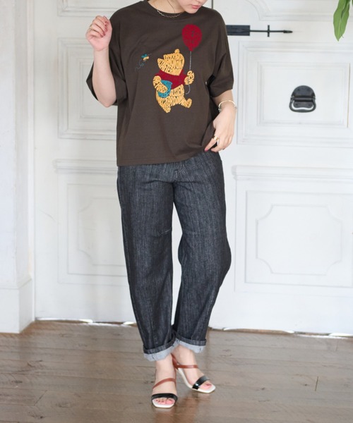 Disney（ディズニー）の「＜Ｄｉｓｎｅｙ＞【プー】綿混素材ゆるっとＴシャツ（Tシャツ/カットソー・レディース・ブラウン系・MEDIUM/XX-LARGE/LARGE/X-LARGE）」の4枚目の写真