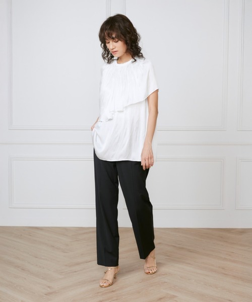 INED(イネド)の「サテンヴィンテージ ケープカラーブラウス《la veille by SUPERIOR CLOSET》(シャツ/ブラウス・レディース・ブラック/オフホワイト・9号)」の7枚目の写真