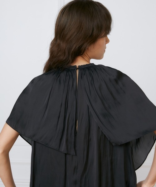 INED(イネド)の「サテンヴィンテージ ケープカラーブラウス《la veille by SUPERIOR CLOSET》(シャツ/ブラウス・レディース・ブラック/オフホワイト・9号)」の14枚目の写真