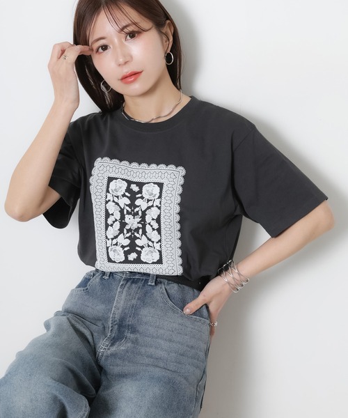 Riberry(リベリー)の「レースデザイン発砲プリント半袖Tシャツ(Tシャツ/カットソー・レディース・チャコールグレー/杢グレー/アイボリー/ベージュ・FREE)」の17枚目の写真