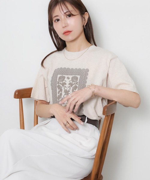 Riberry(リベリー)の「レースデザイン発砲プリント半袖Tシャツ(Tシャツ/カットソー・レディース・チャコールグレー/杢グレー/アイボリー/ベージュ・FREE)」の15枚目の写真