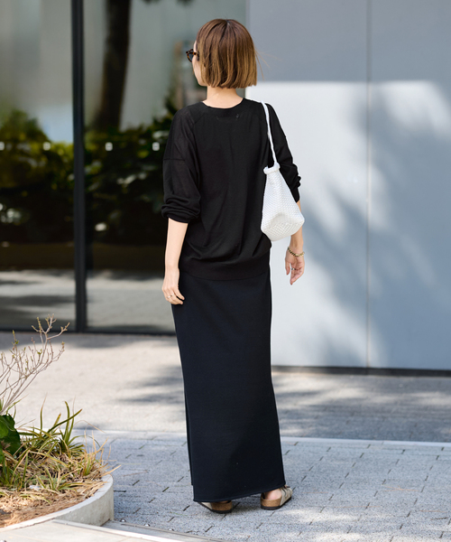 FRAMeWORK(フレームワーク)の「シルク混綿麻シアーVネックカーディガン(カーディガン/ボレロ・レディース・ブルー/ブラック/ブラウン・FREE)」の6枚目の写真