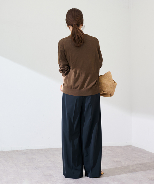 FRAMeWORK(フレームワーク)の「シルク混綿麻シアーVネックカーディガン(カーディガン/ボレロ・レディース・ブルー/ブラック/ブラウン・FREE)」の13枚目の写真