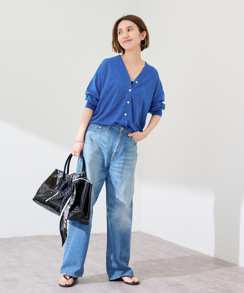 FRAMeWORK(フレームワーク)の「シルク混綿麻シアーVネックカーディガン(カーディガン/ボレロ・レディース・ブルー/ブラック/ブラウン・FREE)」の18枚目の写真