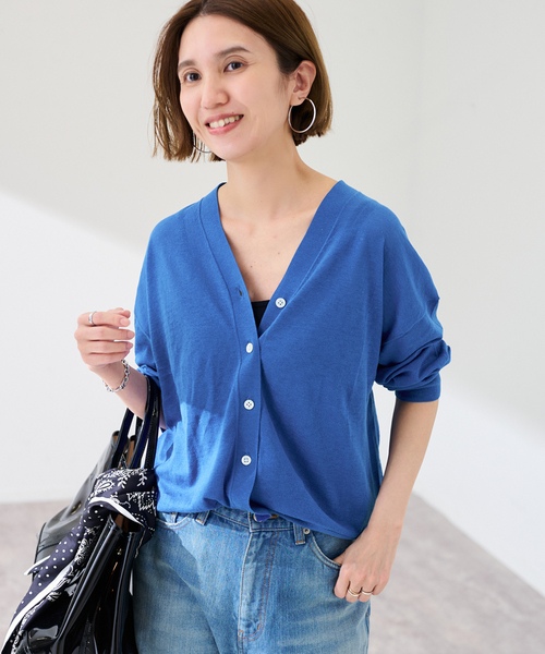 FRAMeWORK(フレームワーク)の「シルク混綿麻シアーVネックカーディガン(カーディガン/ボレロ・レディース・ブルー/ブラック/ブラウン・FREE)」の21枚目の写真